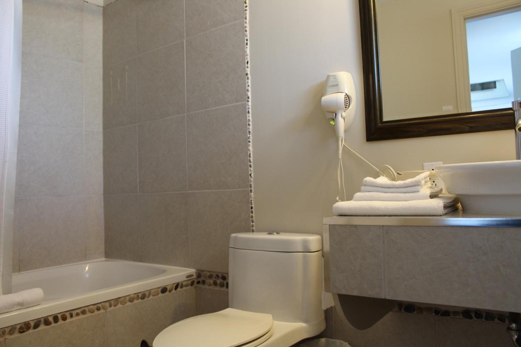 Le Marigot Hotel Vaudreuil-Dorion Luaran gambar