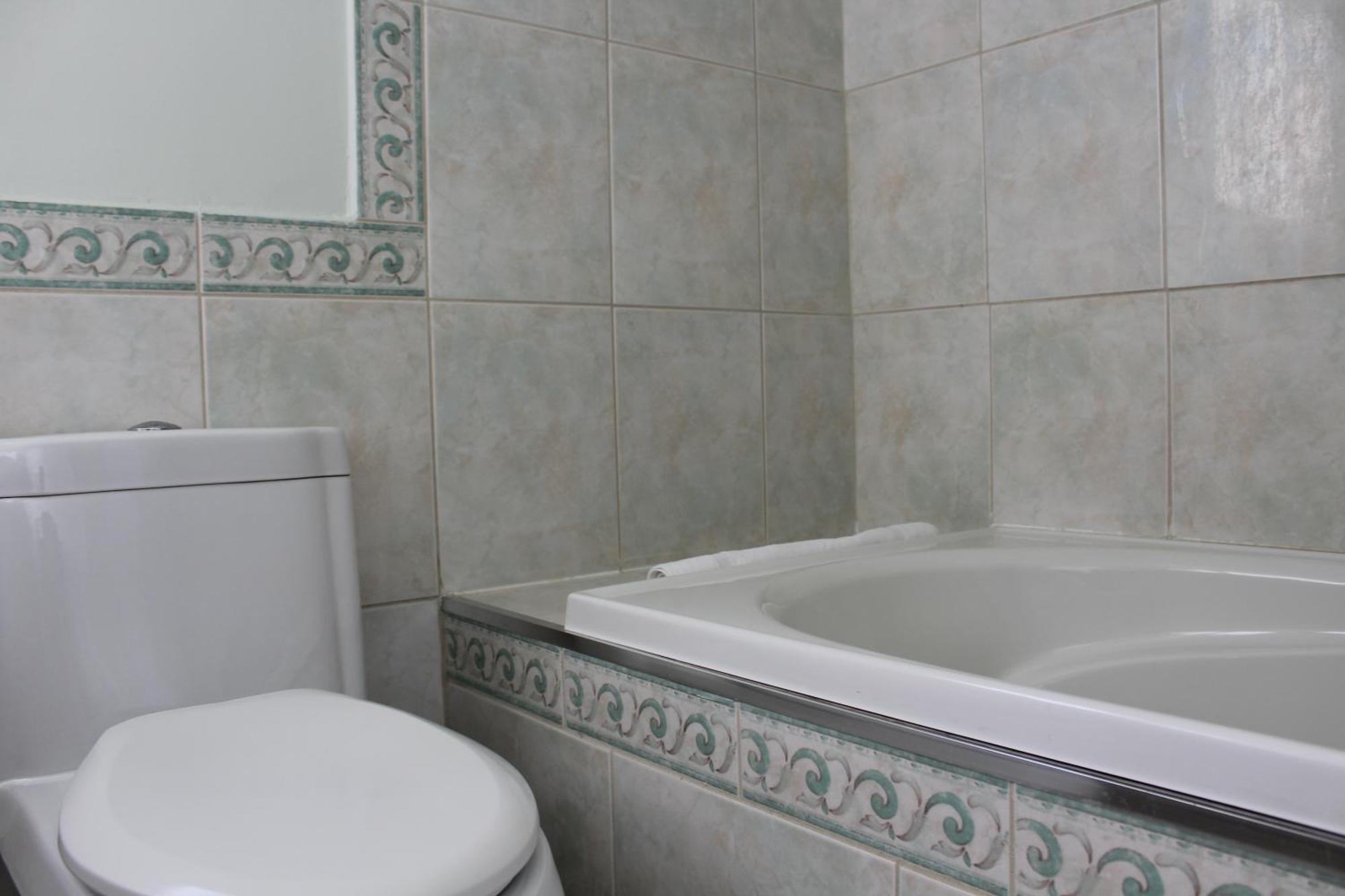 Le Marigot Hotel Vaudreuil-Dorion Luaran gambar
